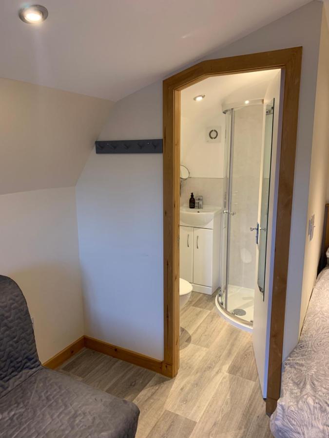 Morvan Pod & Hot Tub ฟอร์ตวิลเลียม ภายนอก รูปภาพ