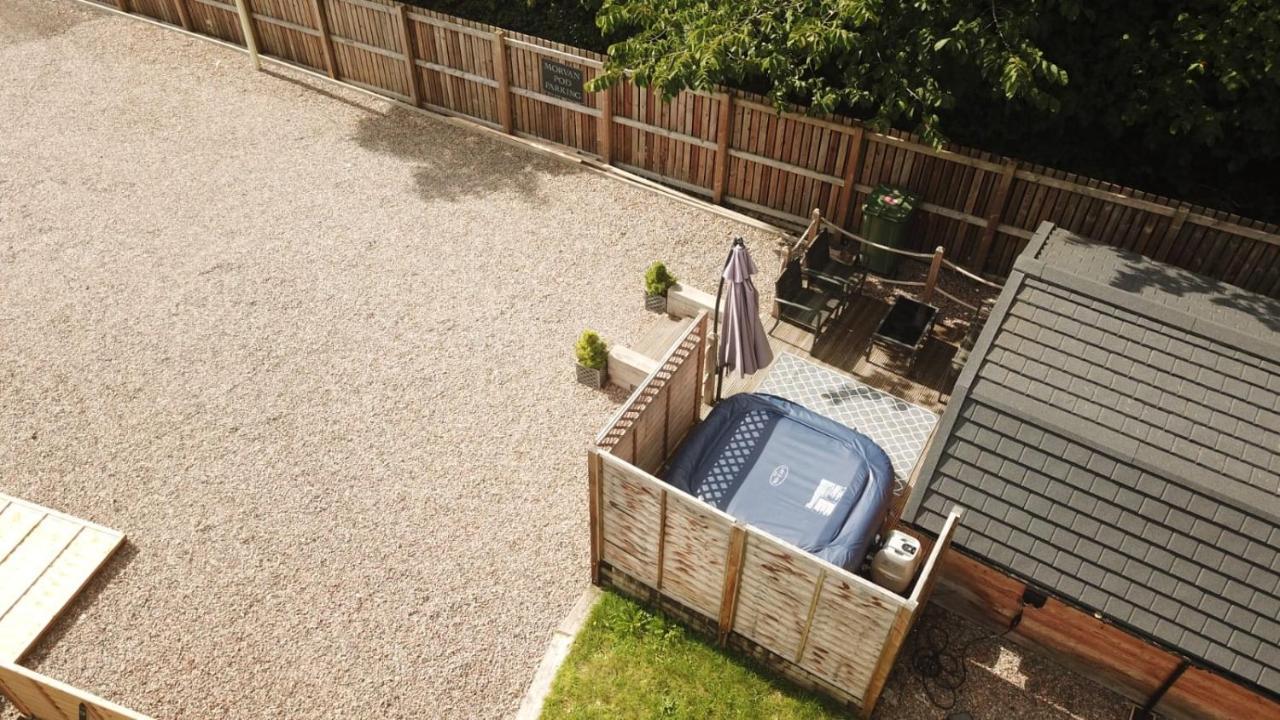 Morvan Pod & Hot Tub ฟอร์ตวิลเลียม ภายนอก รูปภาพ